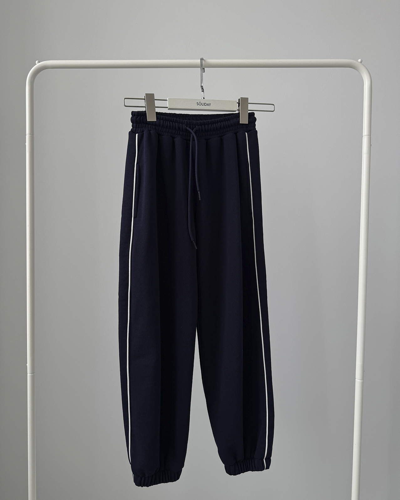 Костюм с лампасом собственного производства - фото 3