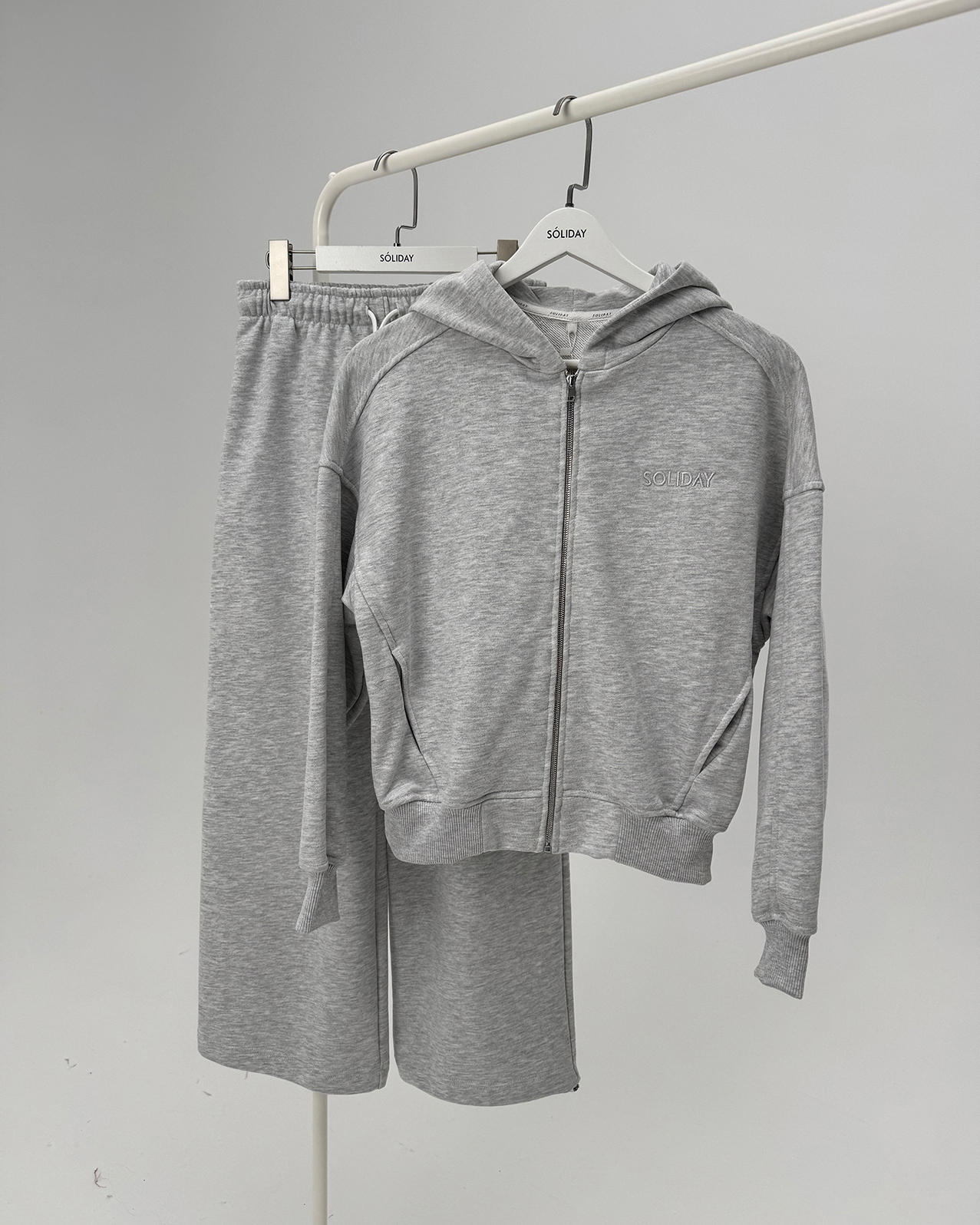 Костюм ZIP SAMPLE серый