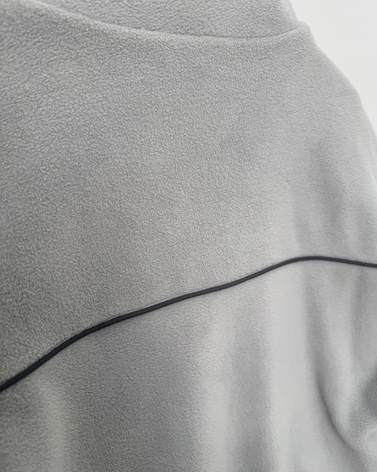 Бомбер флисовый с кантом SAMPLE собственного производства - фото 3