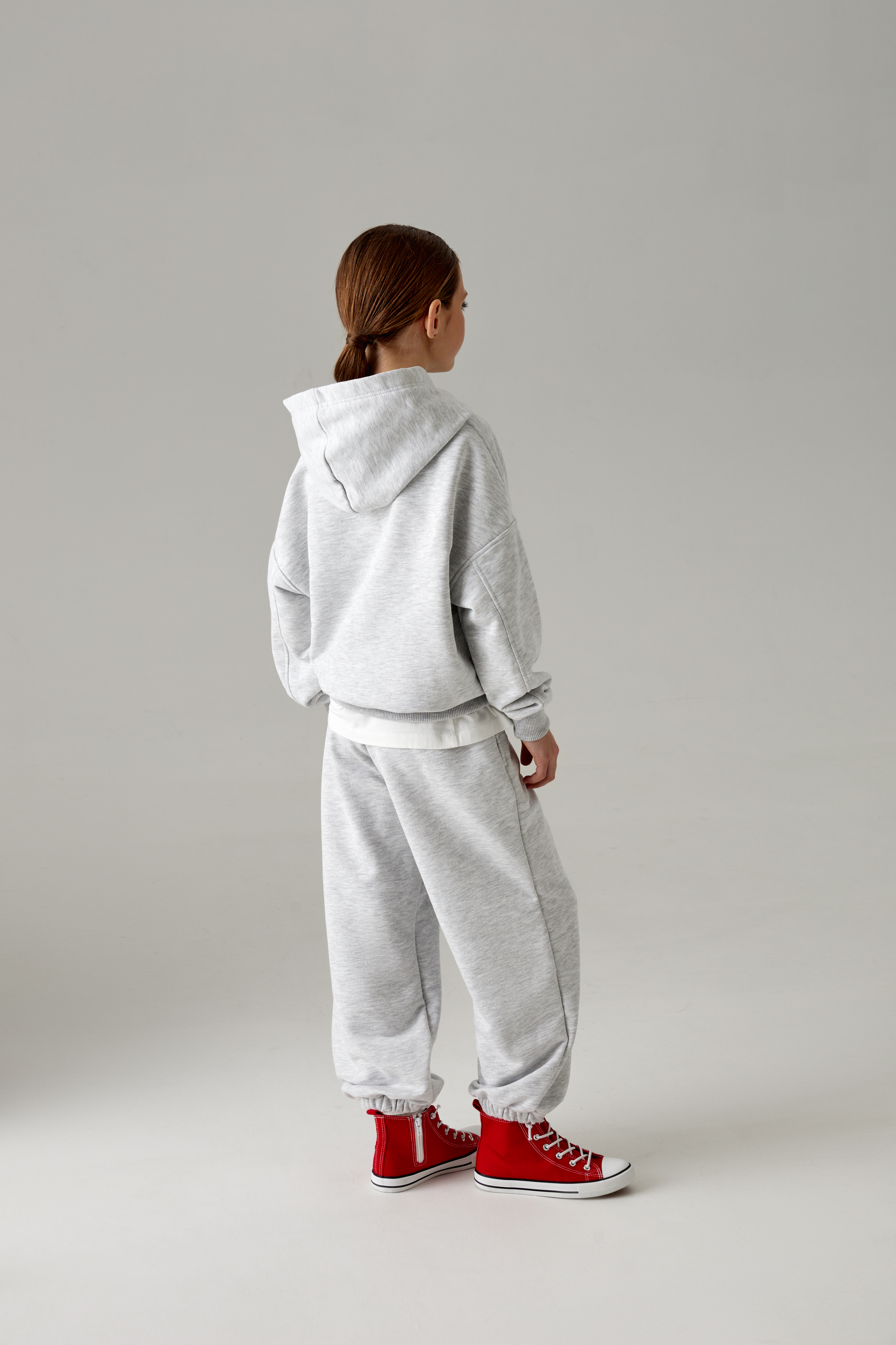 Костюм LOGO SAMPLE собственного производства - фото 3