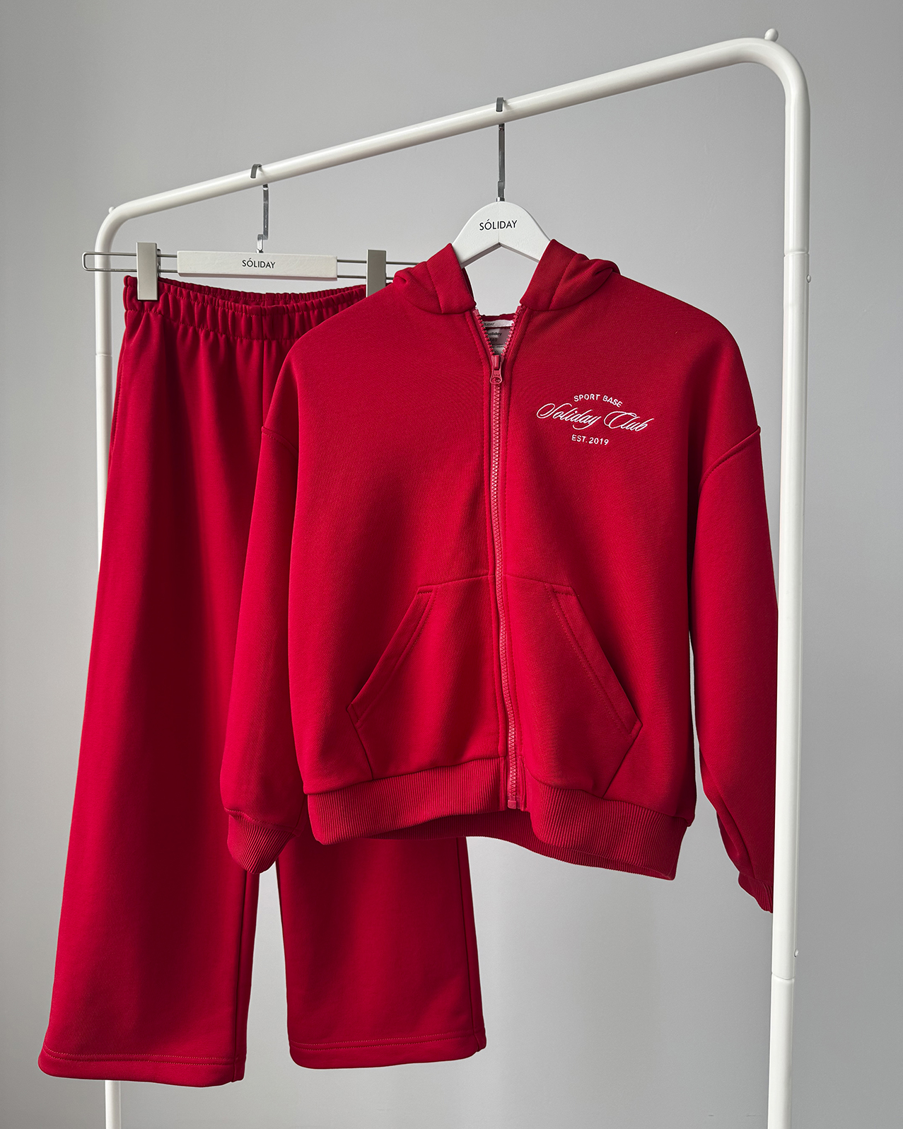 Костюм BASE SAMPLE красный