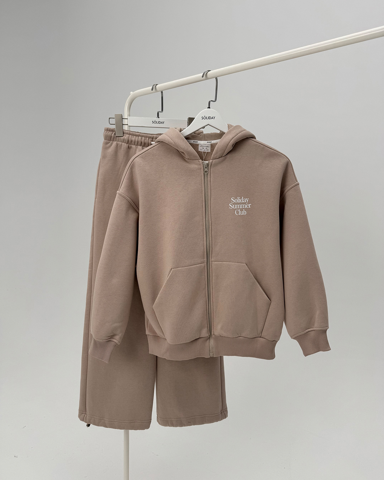 Костюм REEL SAMPLE бежевый