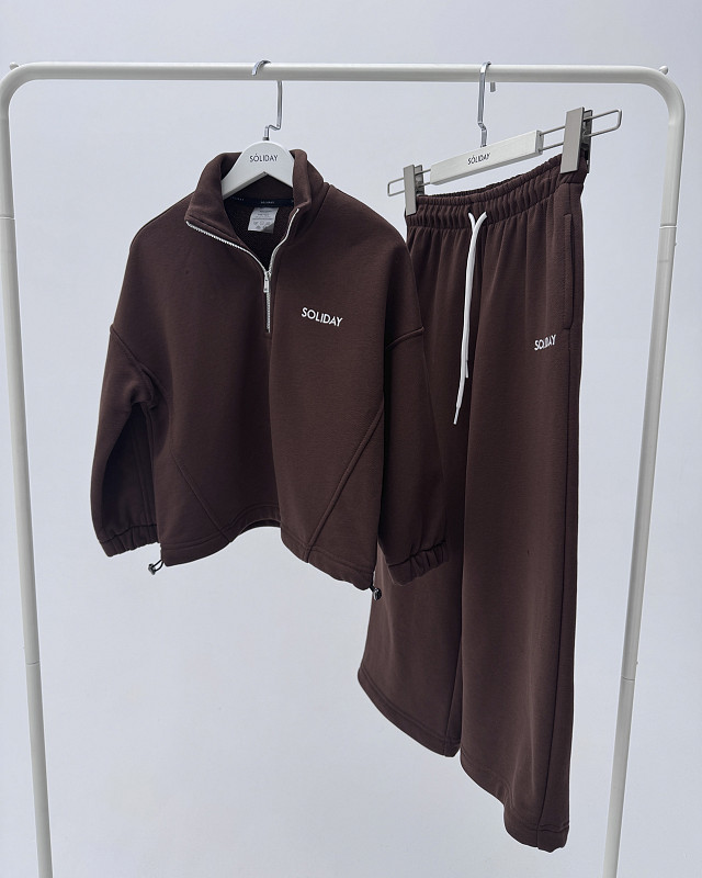 Костюм JASON SAMPLE собственного производства