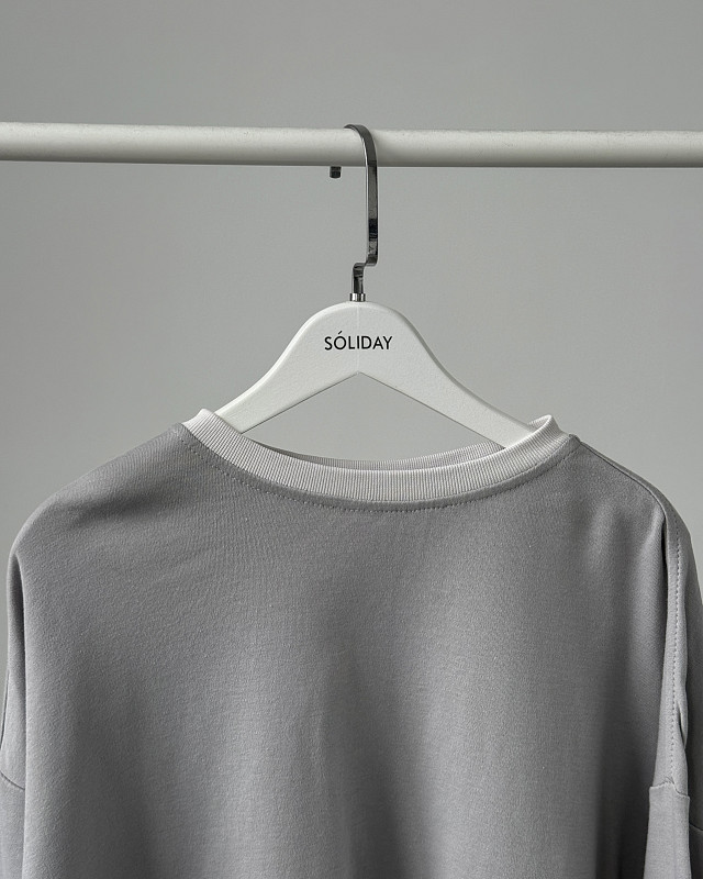 Лонгслив SAMPLE собственного производства