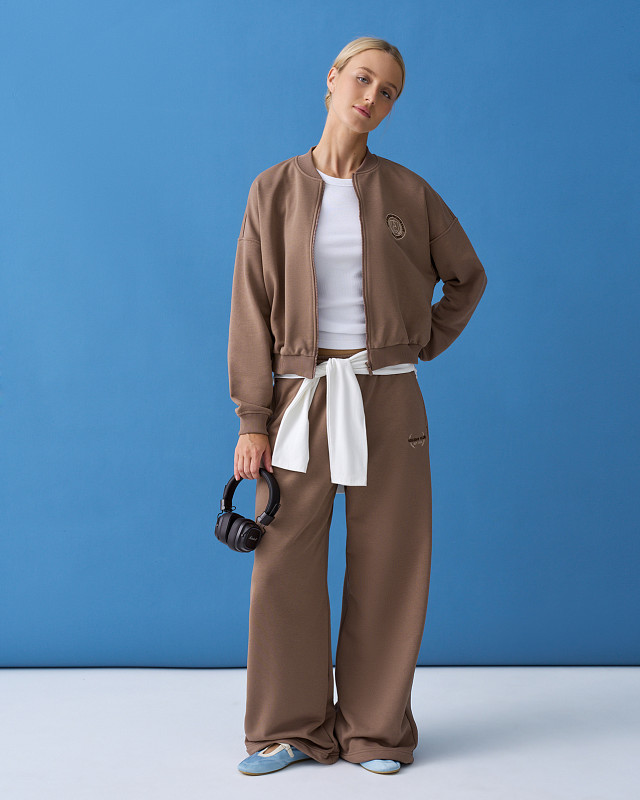 Костюм взрослый MEET собственного производства