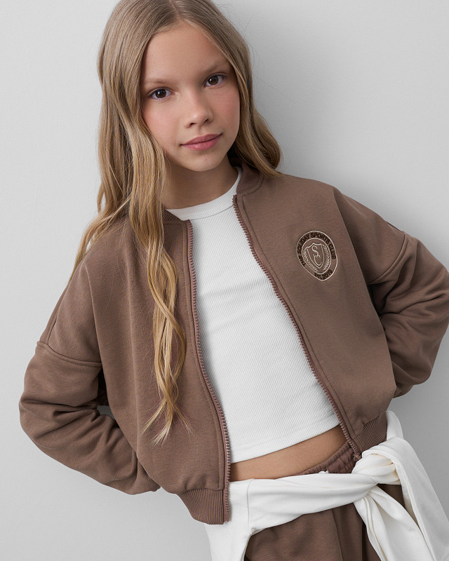 Костюм MEET собственного производства