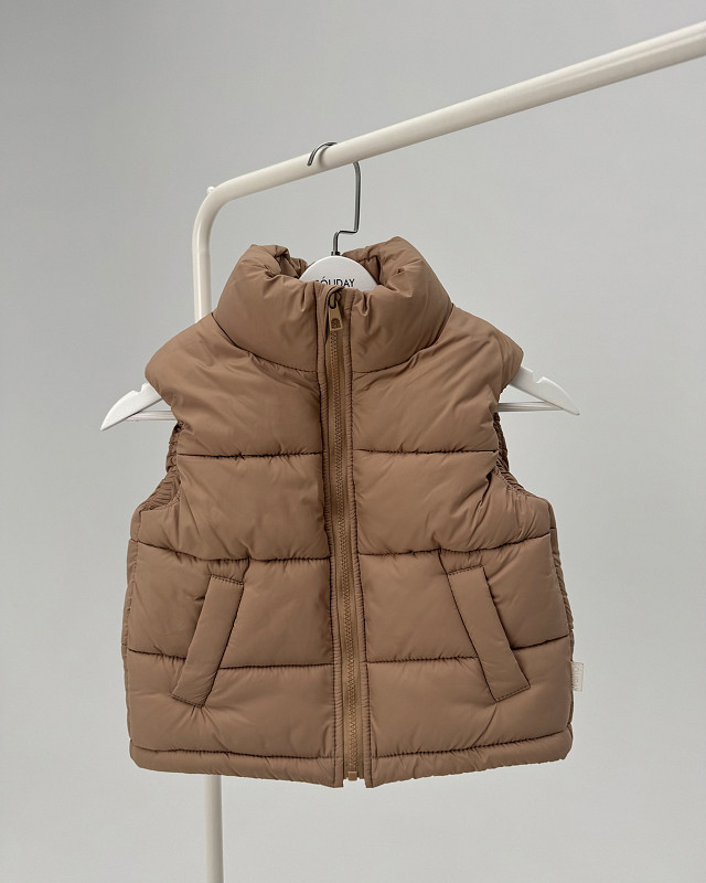 Жилет утепленный FLY 3-6 y. SAMPLE собственного производства