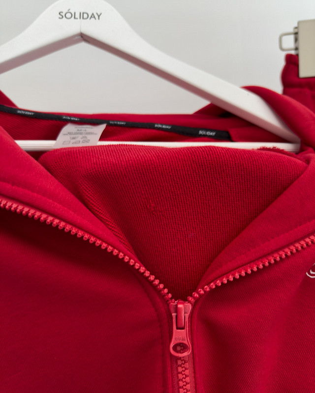 Костюм взрослый BASE SAMPLE собственного производства